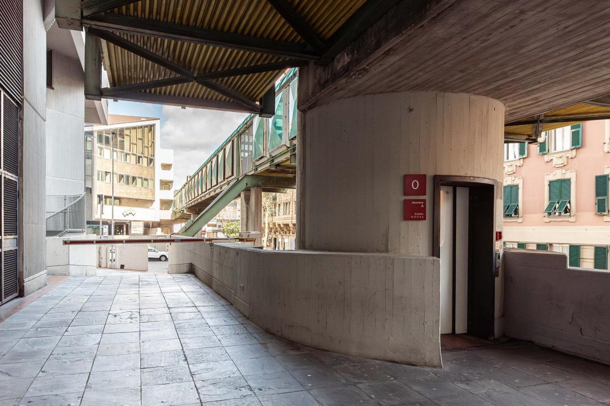Free Parking In Luxury Suite With City View - Steps To Brignole Train Station Genua Exteriör bild